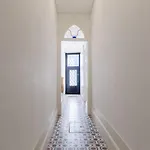 Host Wise - Colorful Stunning Sunlit Flat